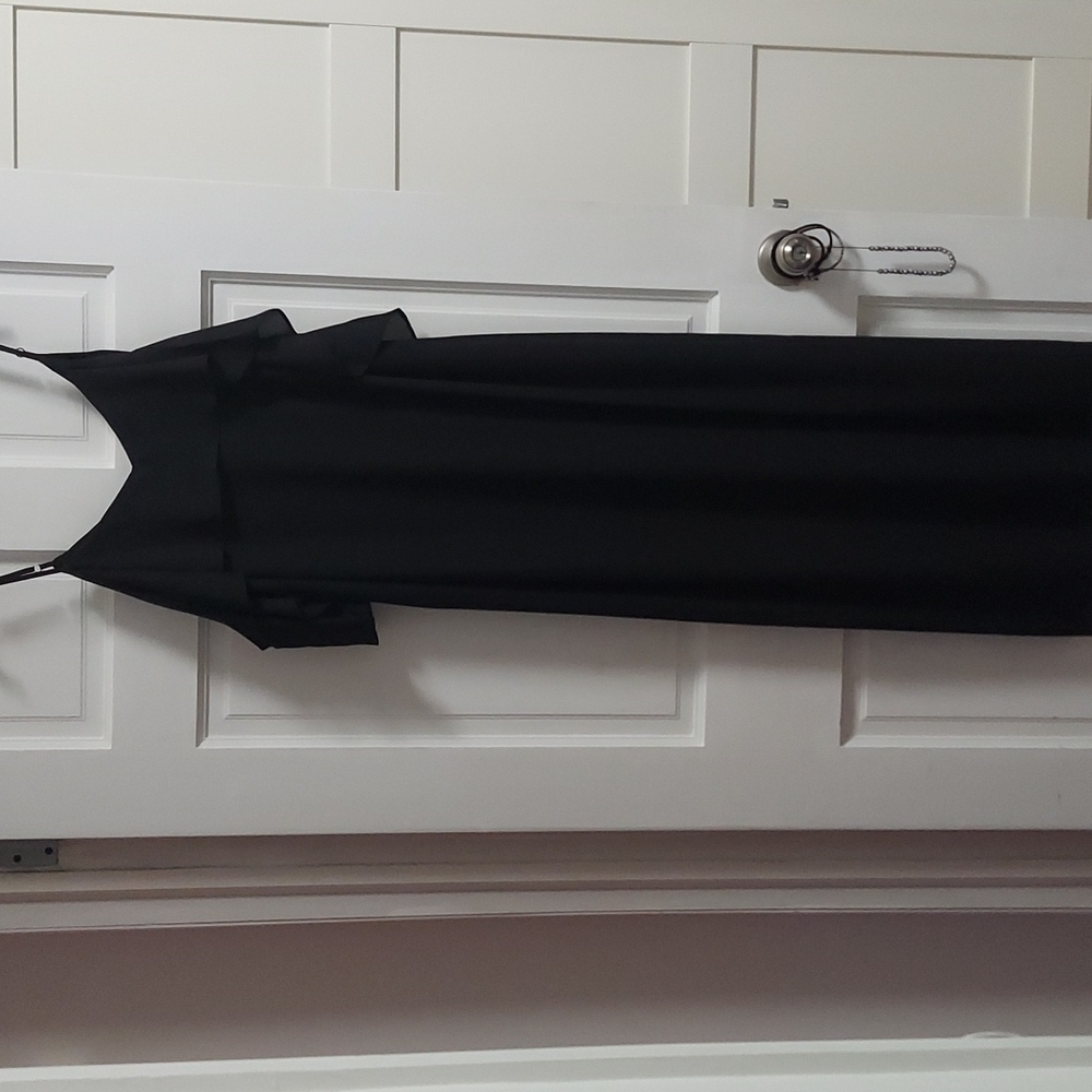 Black maternity dress size small